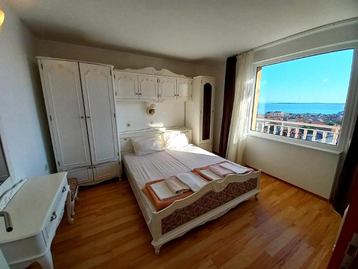 Guest House Rona - Free Parking And Sea View Sveti Vlas Exterior foto